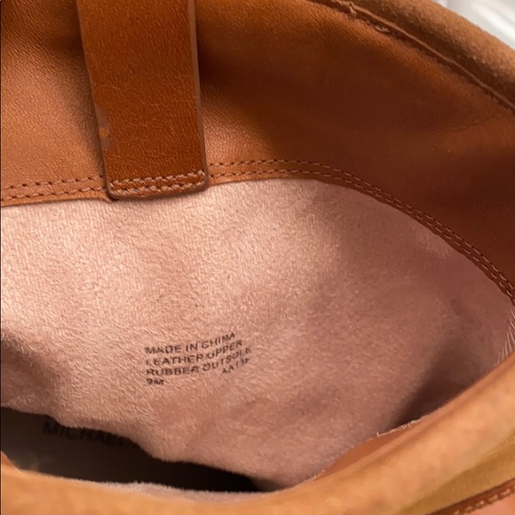 Michael Kors Tan Ankle Boots Size 9M. - Picture 3 of 3